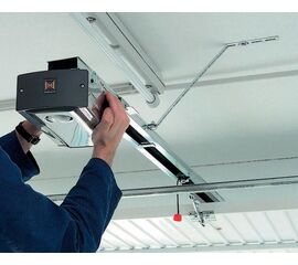 Замена\установка автоматического привода секционных ворот, фото 1